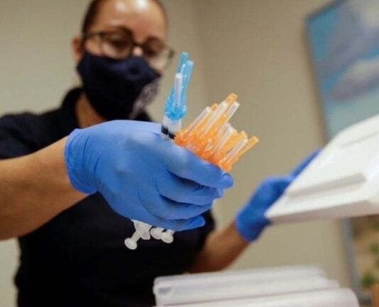 Mỹ công bố kế hoạch chia sẻ vaccine Covid-19 liên quan Việt Nam