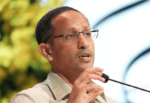 Nóng: Đồng sáng lập Gojek bị bắt tạm giam