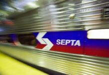 SEPTA mở cửa trở lại hoàn toàn Ga Ardmore sau sáu năm cải tạo.