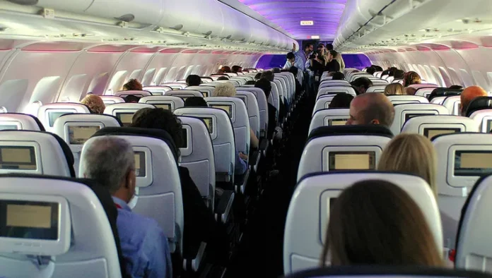 airline-passengers.jpg