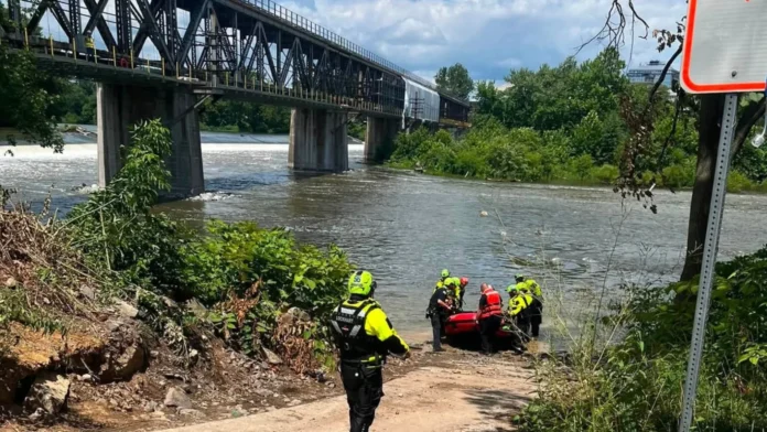 Bridgeport-Fire-Department-River-Rescue.jpg