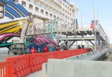 Bến tàu du lịch thường trực PhilaPort ở Nam Philadelphia chính thức khai trương.